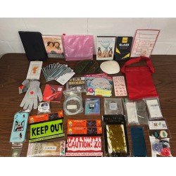 32 PIECE SMALL ITEMS LOT
