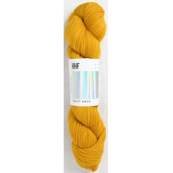 NEW 100G/365M POLLEN Hedgehog Fibres Twist Sock